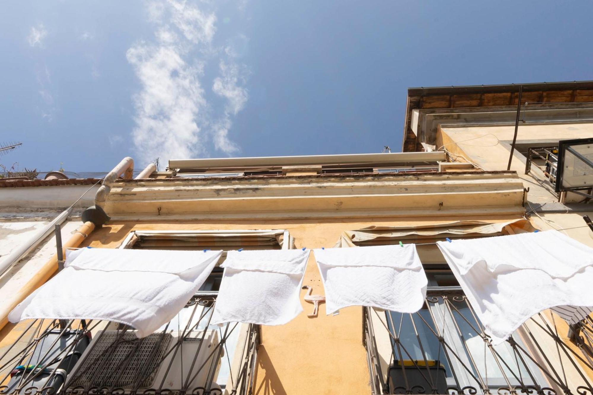 Laribiancos Cagliari Centro Storico Apartment Exterior photo